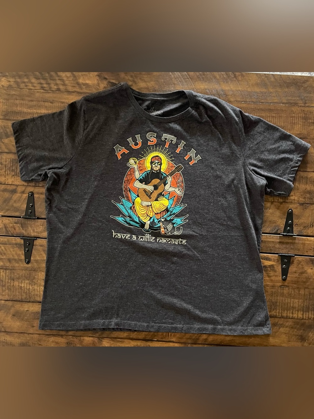 Unisex Willie Nelson Graphic Tee Outhouse Designs 2X “Have a Willie Namaste”